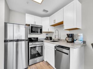 Majestic Beach Towers 1-1509