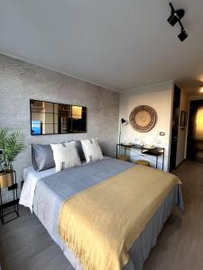 HT Calido Estudio en Santiago a pasos del Metro 2PAX