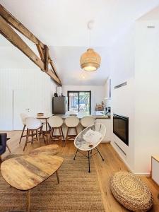 Résidence 03280-lacanau - Proche du lac magnifique cottage avec piscine privée pour 7 personnes MAE-0491