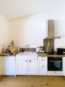 Résidence 03280-lacanau - Proche du lac magnifique cottage avec piscine privée pour 7 personnes MAE-0491