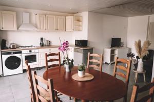 Maisons de vacances Grange Les Sens Ciel : photos des chambres