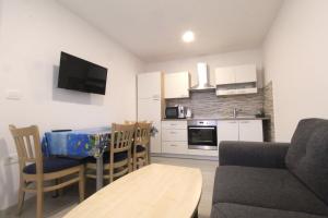 Apartments Sidro