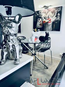 CAPLUXURE - Port nature 8 - village naturiste Cap d Agde