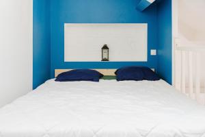 Studio 6, très lumineux à 5min de la gare, avec WIFI