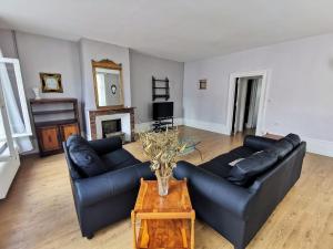 Maisons de vacances La grande Hesdinoise - maison 6 couchages : Maison 2 Chambres