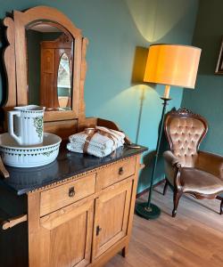 Cadier and Keer 1926