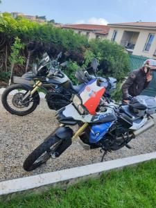 Appartements Hote Stephanois &parking : photos des chambres