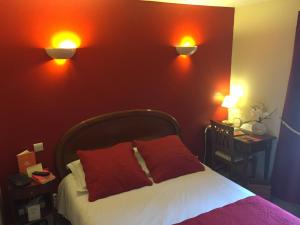 Hotels Auberge Du Cheval Blanc - Les Collectionneurs : Chambre Double Standard