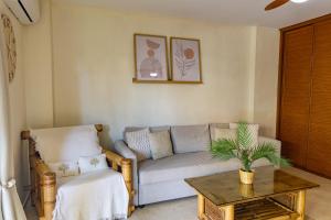 Escapada junto al mar con vistas y piscina