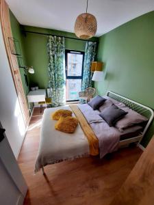 Trident Apartment II