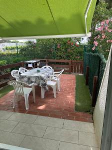 Studio grande motte rez de jardin