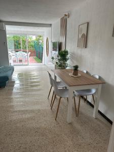 Studio grande motte rez de jardin