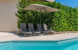 1 Bedroom Beautiful Apartment In Pula 