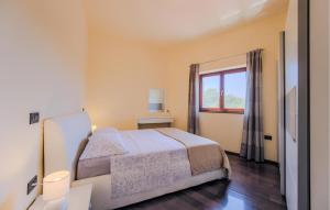 1 Bedroom Beautiful Apartment In Pula 