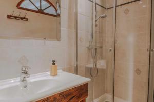 B&B / Chambres d'hotes Au Son des Aiguilles : photos des chambres