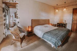B&B / Chambres d'hotes Au Son des Aiguilles : Chambre Double avec Balcon