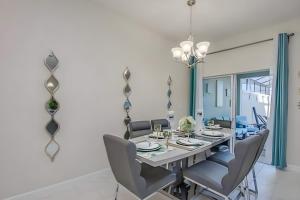 4BR Lake View Waterpark at Storey Lake 3155PP