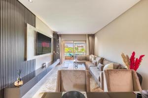 Spacious luxury 3BR by the pool