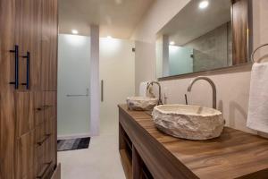 Confortable and centric with Pool & Jacuzzi on RT