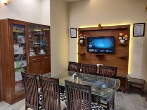 Krishna Niwas Homestay 3BHK-GF Chandigarh, Zirakpur