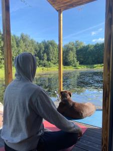 heather hut, off-grid cottage on a pond+2 ha