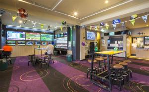 Nightcap at Glengala Hotel