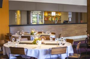 Nightcap at Glengala Hotel