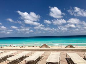 Hermoso Apartamento con playa en Zona Hotelera - Strutture non classificate a Cancún