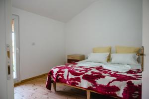 Dikellari Guest House