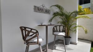 Beach House With Private Pool