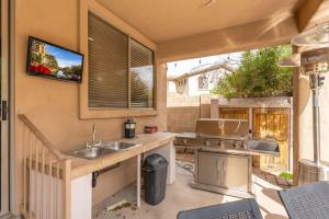 Beautiful Vacation Home Near Goodyear Attractions