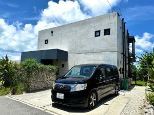 ISOLA BLU Miyakojima -Complimentary 8-Seater Minivan for Your Stay-