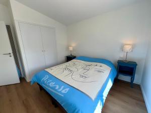 Maisons de vacances Maison spacieuse pour 8 pers, proche mer et foret - FR-1-323-574 : photos des chambres