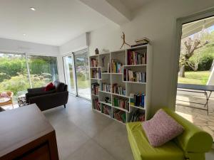 Maisons de vacances Maison spacieuse pour 8 pers, proche mer et foret - FR-1-323-574 : photos des chambres