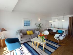 Appartement moderne pour 4 pers, proche commerces, vue mer - FR-1-323-257