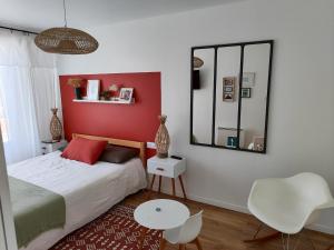 Appartement moderne pour 4 pers, proche commerces, vue mer - FR-1-323-257