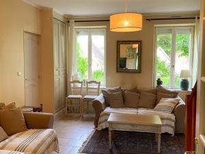 Maisons de vacances Maison 8 min du Zoo de Beauval, jardin, cheminee, tout inclus, proche Chateaux de la Loire - FR-1-491-429 : photos des chambres