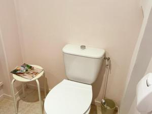 Maisons de vacances Maison 8 min du Zoo de Beauval, jardin, cheminee, tout inclus, proche Chateaux de la Loire - FR-1-491-429 : photos des chambres