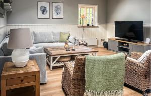 Cozy Home In Hornbæk With Wifi