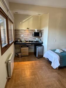 Monoambiente barrio la colina, cercano al centro