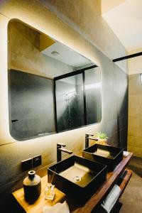 Villa KHAYU Seminyak Cozy 2BR Villa - Only 900 Meters to the Beach