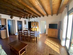 Appartements Appartement T3 a Formigueres - 6 pers., cheminee, veranda, parking - Proche commerces et pistes - FR-1-758-16 : photos des chambres