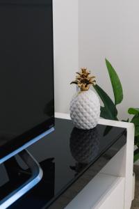 5min to shopping centre Brand New 5b3bath comfortable home at Calamvale