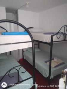 Hospedaje con vista ala laguna de huacachina refugio en el oasis