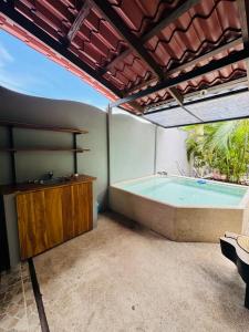 Casa Marañón con piscina Bioluminicencia Tortuga y Playa Quesera