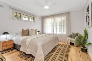 Anja Haus - Elegant Retreat near Somerton Park Beach