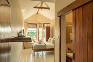 Uluwatu Ocean Front Surf Suite