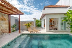 Villa Nadhira 3BR Tropical Oasis in Berawa