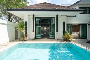 Wings Villa Laguna Bang Tao Beach Phuket