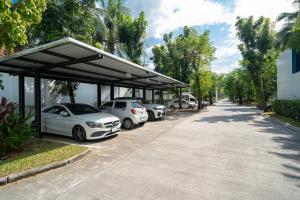 Wings Villa Laguna Bang Tao Beach Phuket